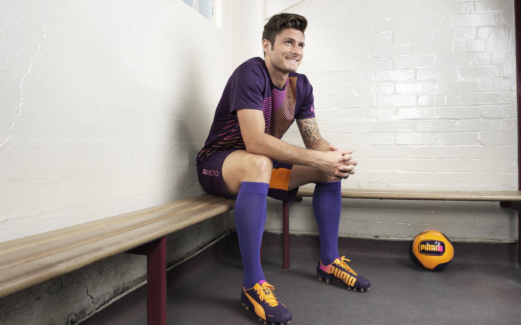 山东泰山迎来好消息,球队人员变动,代理主帅唐田表达决心,山东泰山球队现队员